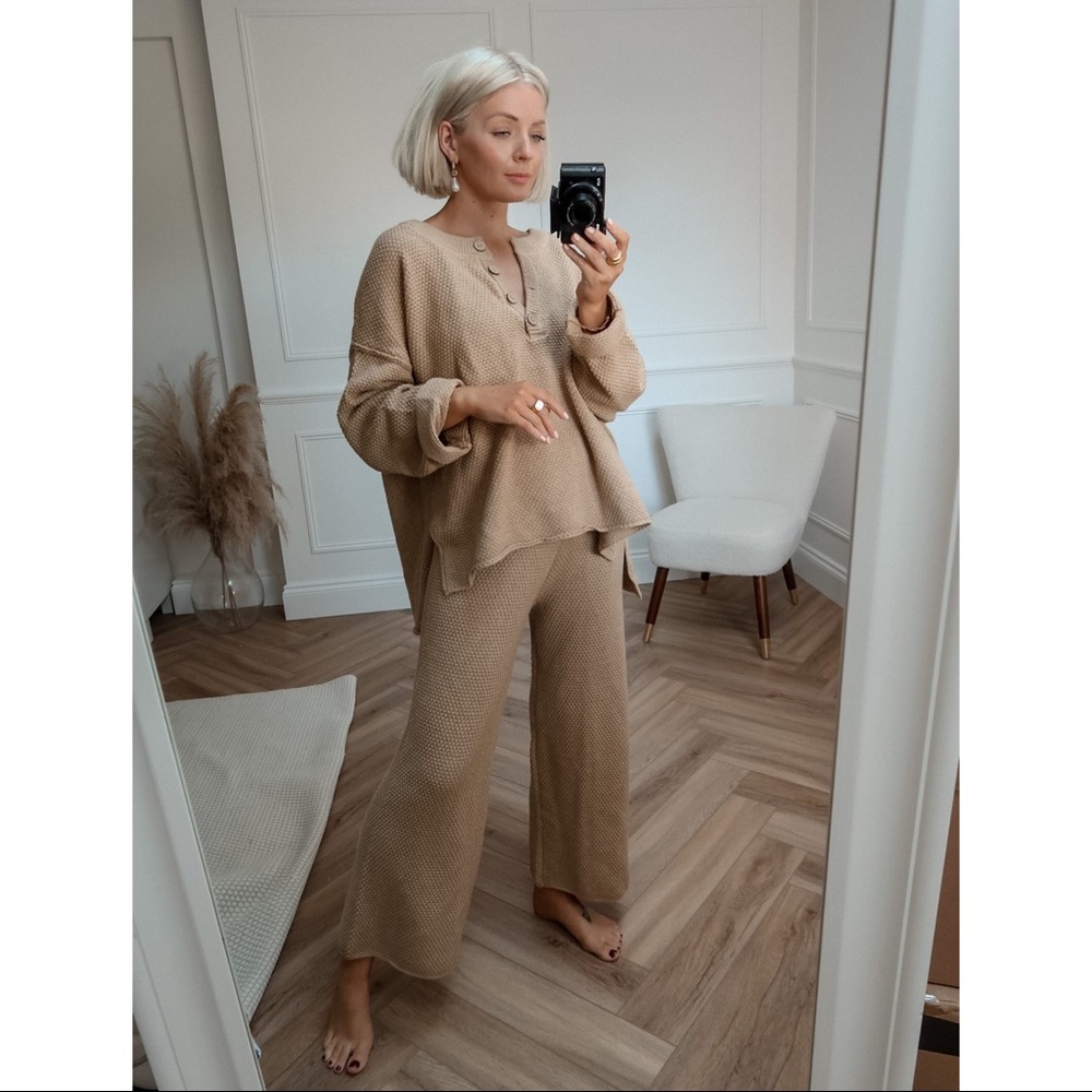 NWOT Free People Hailee Set in Camel Heather